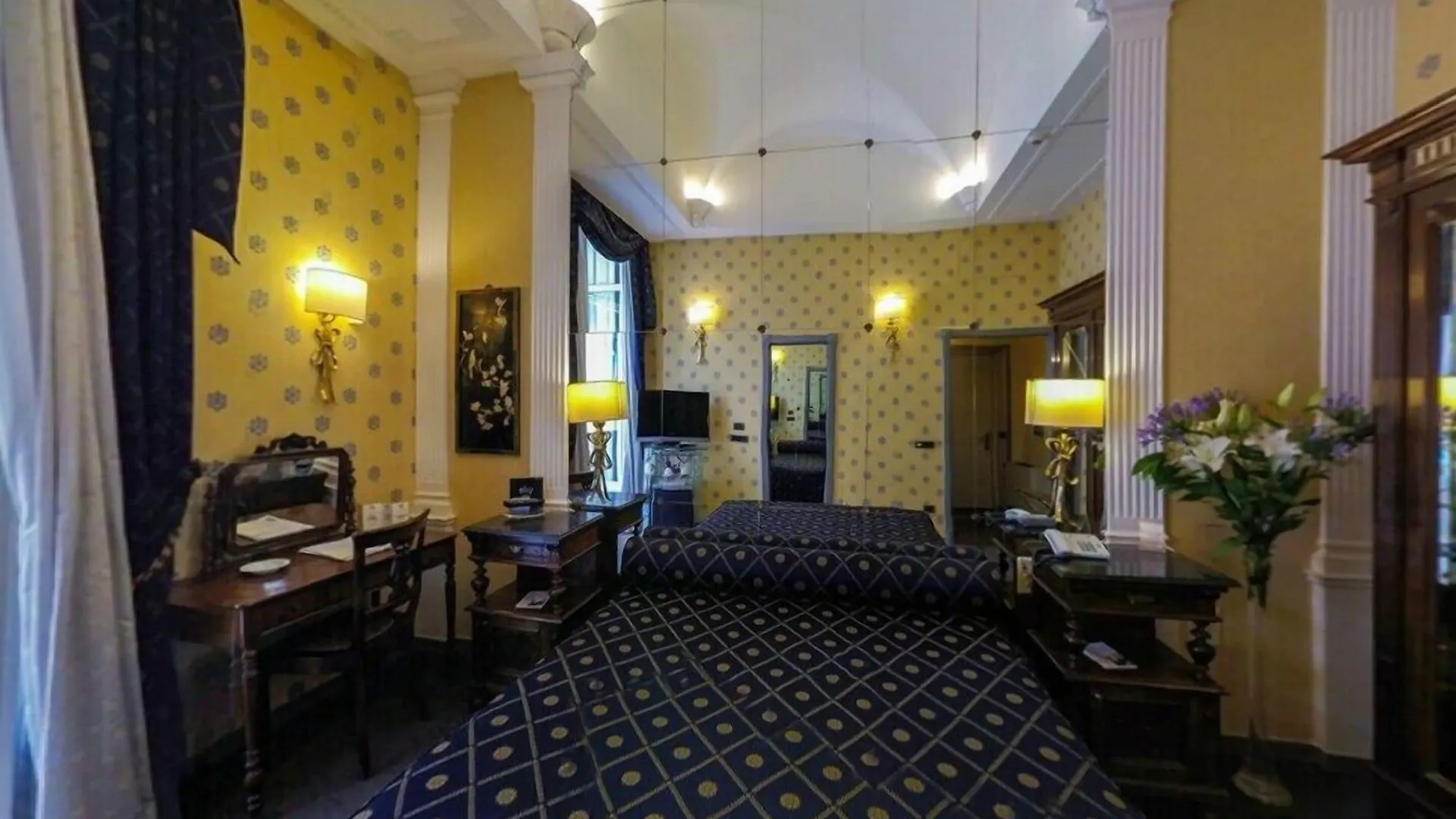 Hotel Miramare Naples