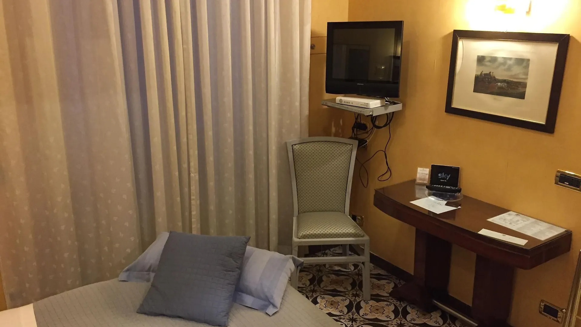 Hotel Miramare Naples